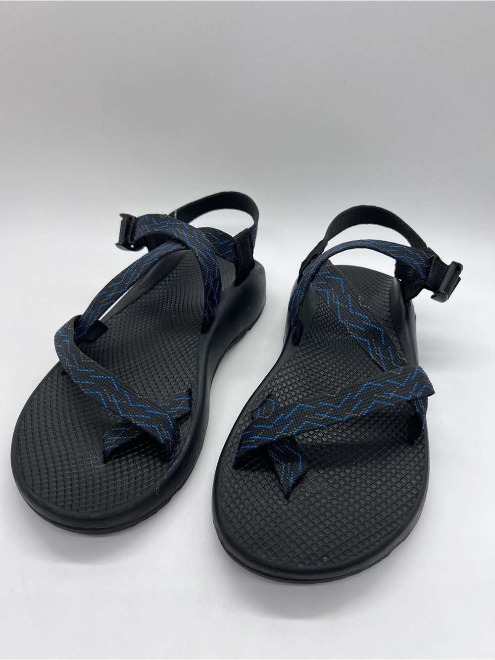 Chaco Z/2 Men's Black Sandals with Blue Patterned Straps Size 10